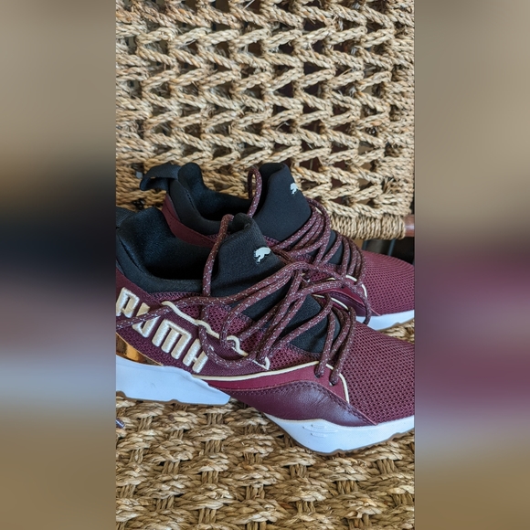 Burgundy Puma Trainers, Size Women 6 - Picture 5 of 5